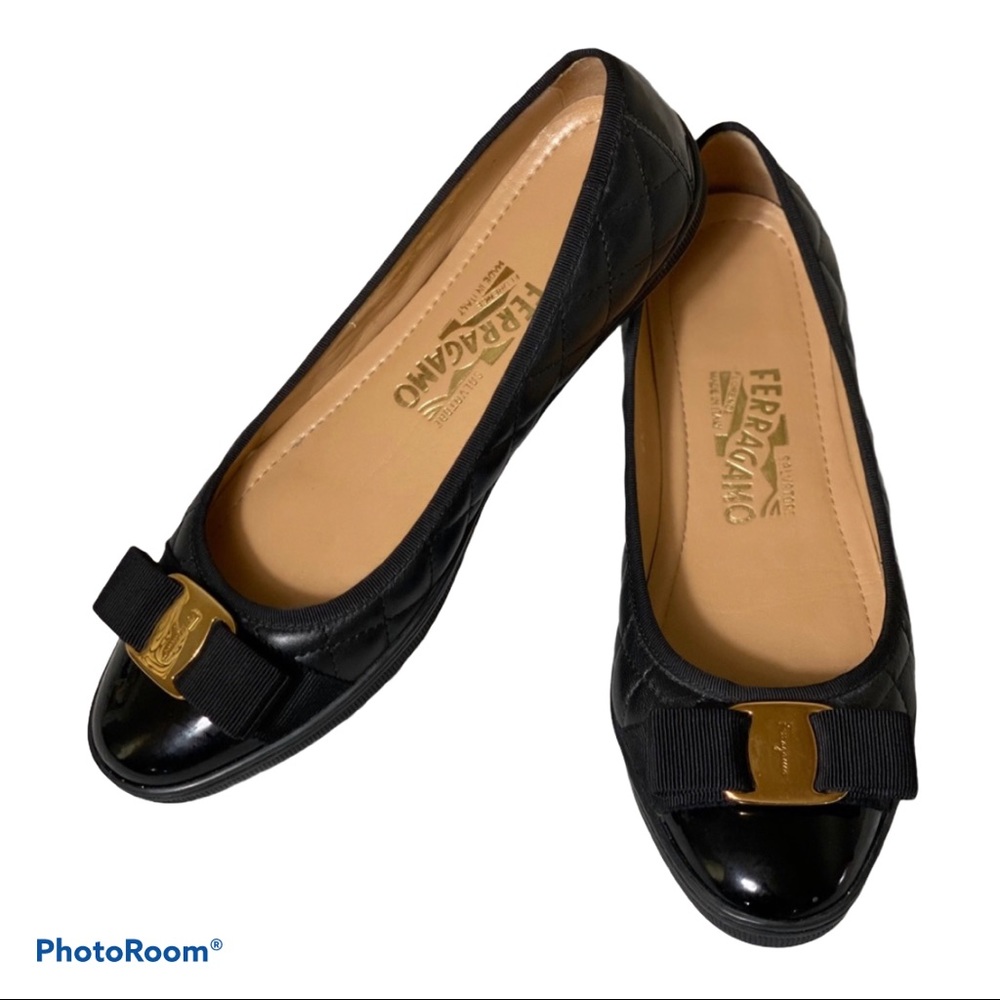 SALVATORE FERRAGAMO FLATS